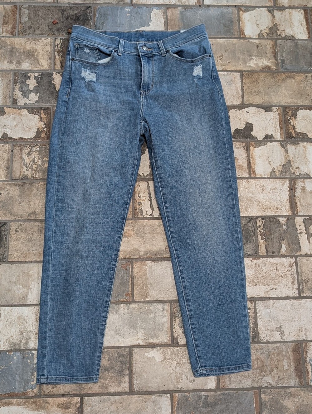 Levi Strauss & Co. Medium Wash Distressed Stretch Slim Jeans - Women's Size 6